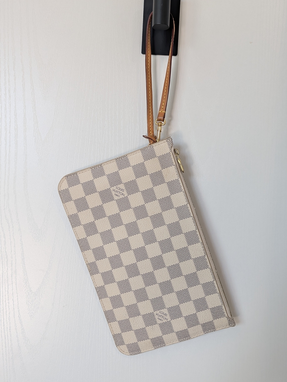 Louis Vuitton Damier Azure Neverfull Pochette